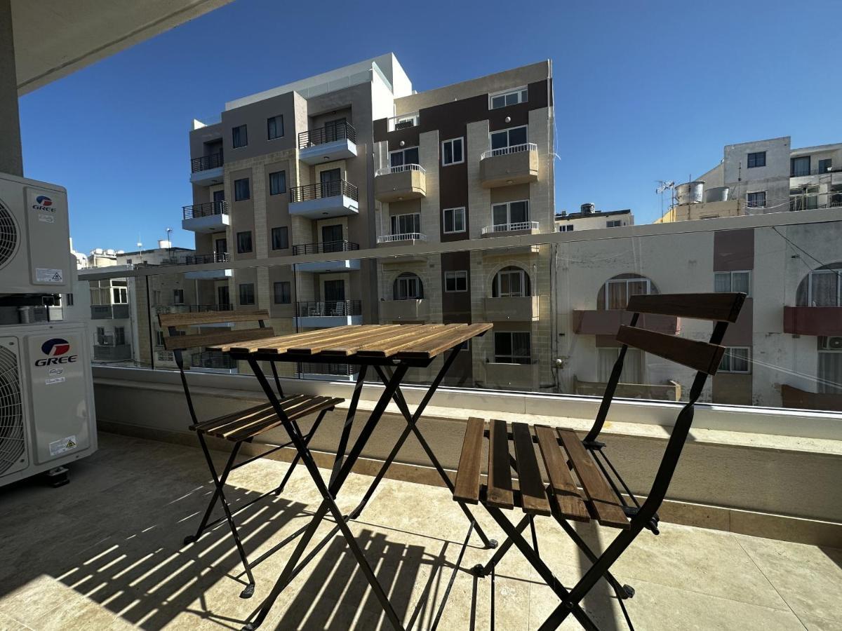 סיינט פול ביי Qawra Holiday Apartment מראה חיצוני תמונה
